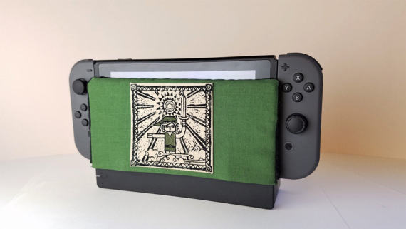 (Nintendo Switch dock with blanket)